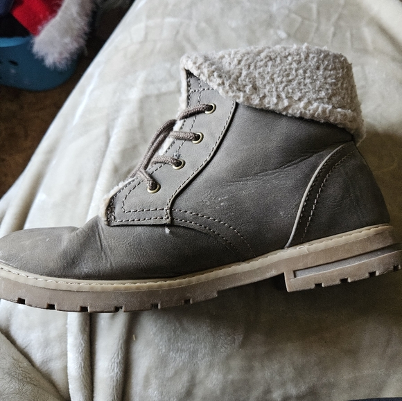 Sonoma Boots - Picture 7 of 13